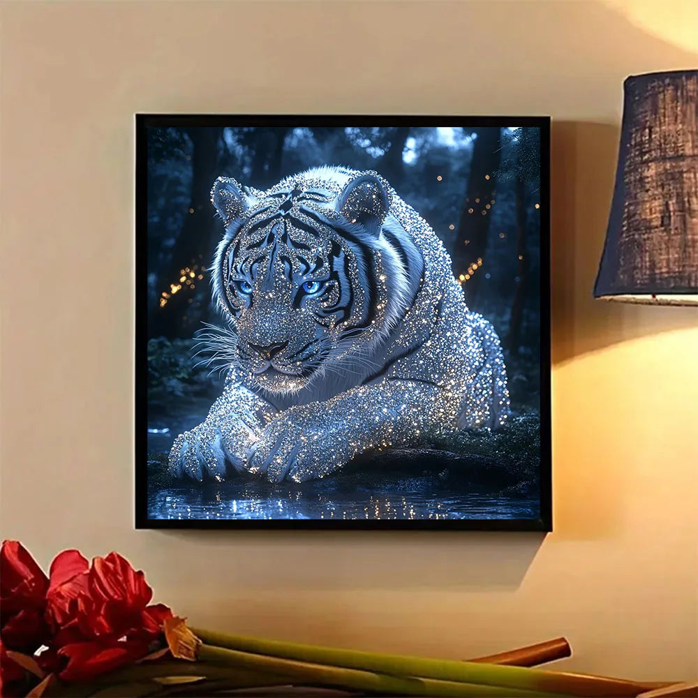 Set Diamond Painting – Tigru în Pădure, Full Diamond Art, Stil Modern